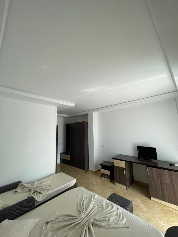 Hotel Zverneci Zewnętrze zdjęcie