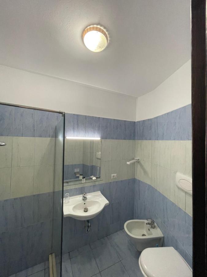 Hotel Zverneci Zewnętrze zdjęcie